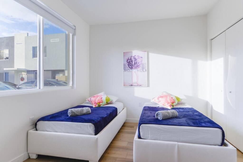 Amazing Town House 15 Min From The Beach Wfree Parking Villa Miami Exterior photo