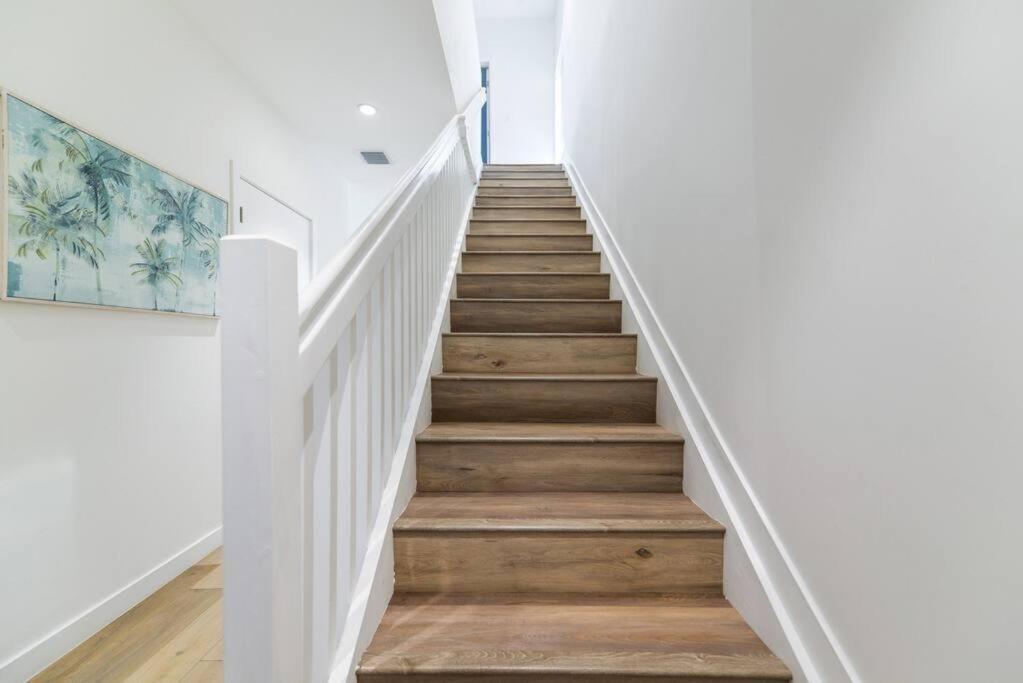 Amazing Town House 15 Min From The Beach Wfree Parking Villa Miami Exterior photo